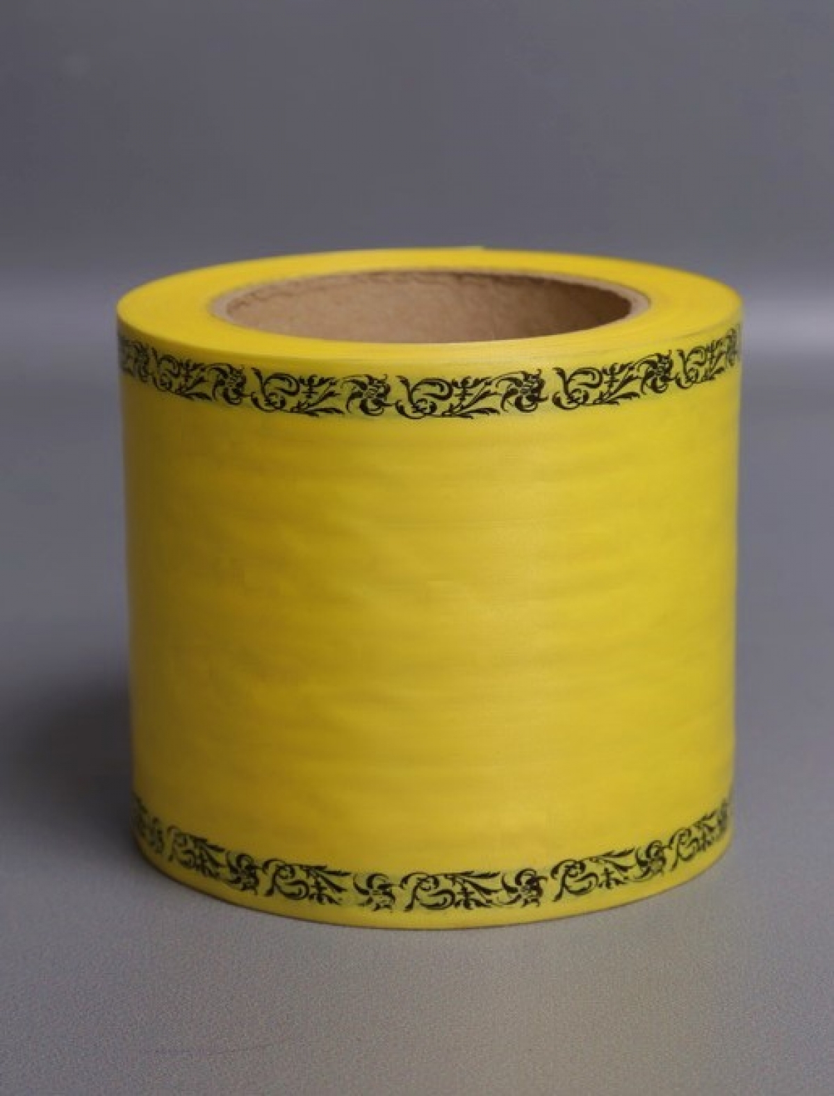 Лента простая (10см*50м) С дубками по краям P1016 ЖЕЛТЫЙ