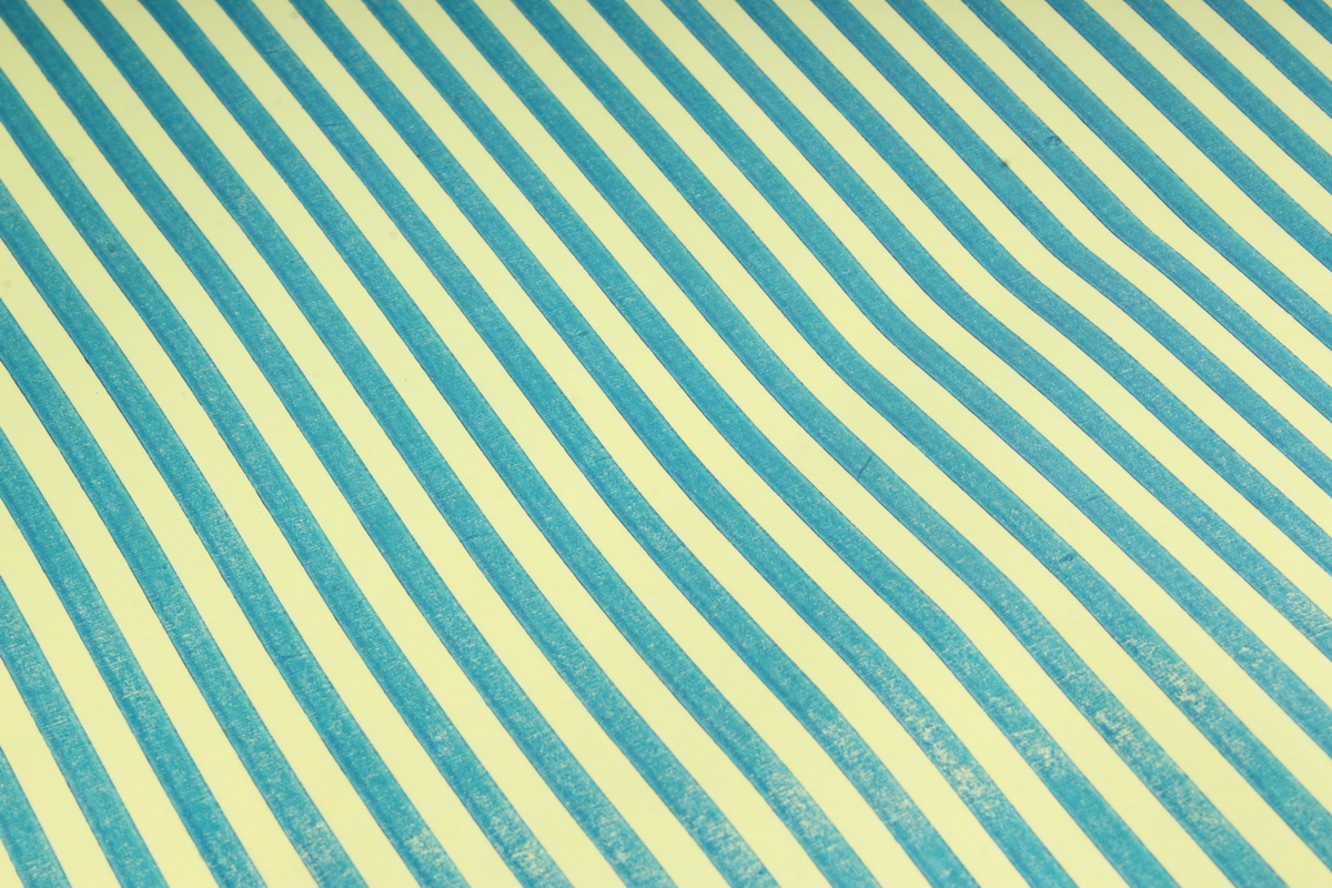 Бумага цветной Крафт (Б) "Полоска малая" Синий на желтом 60гр/кв.м (60см*10м)