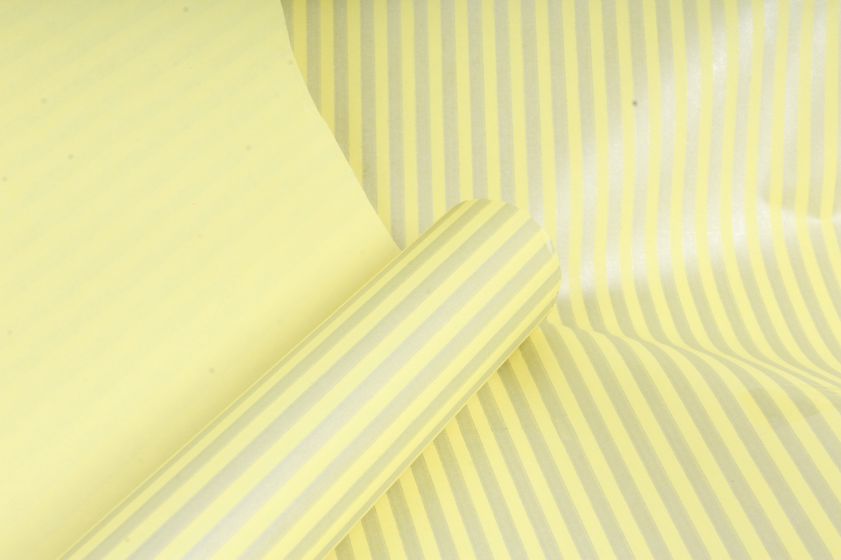 Бумага цветной Крафт (Б) "Полоска малая" Серебро на желтом 60гр/кв.м (60см*10м)