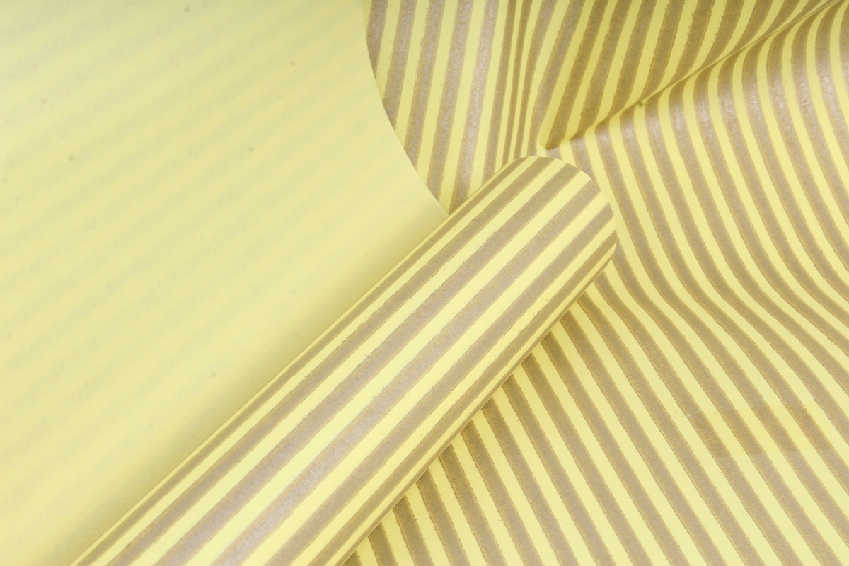 Бумага цветной Крафт (Б) "Полоска малая" Бронза на желтом 60гр/кв.м (60см*10м)