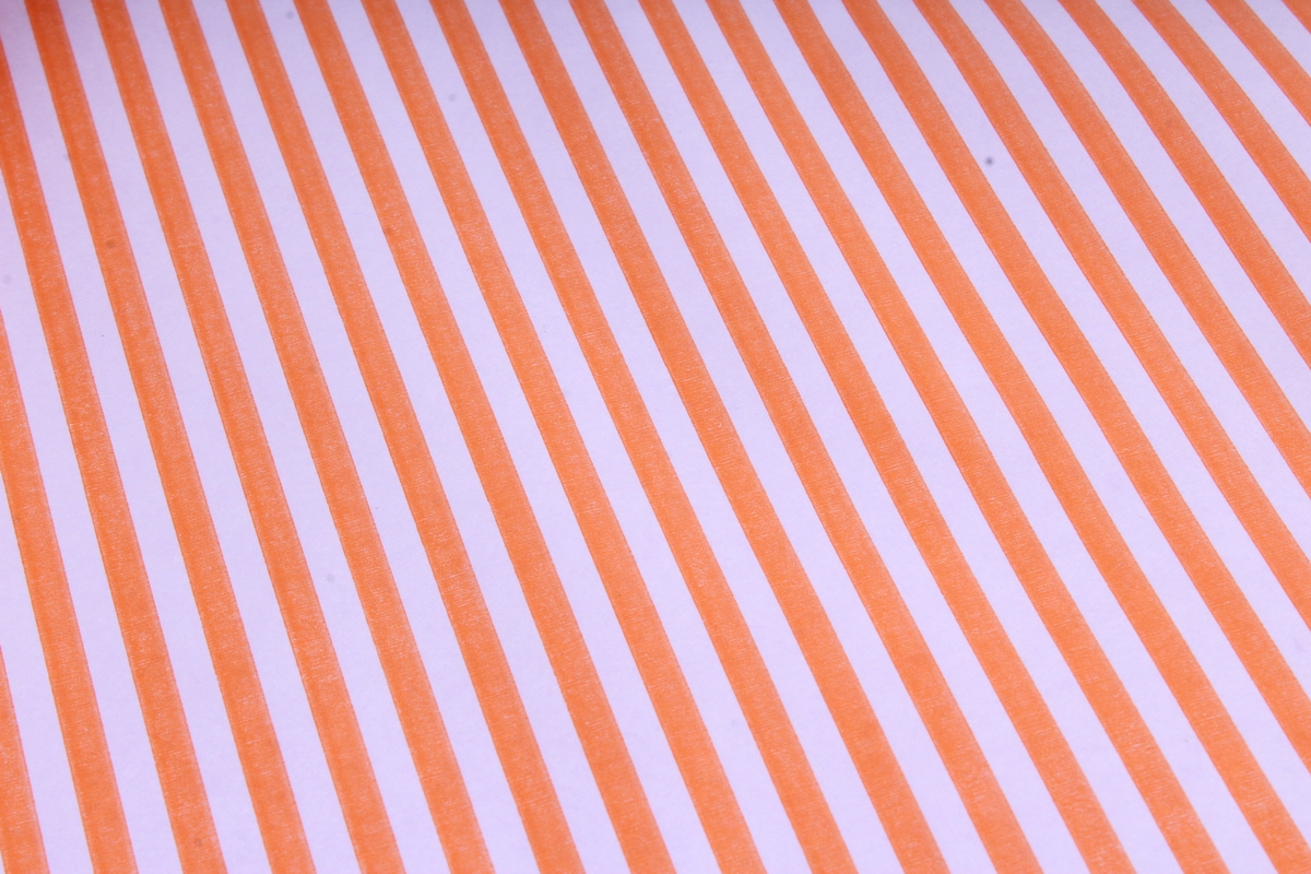 Бумага цветной Крафт (Б) "Полоска малая" Оранжевая на сиреневом 60гр/кв.м (60см*10м)