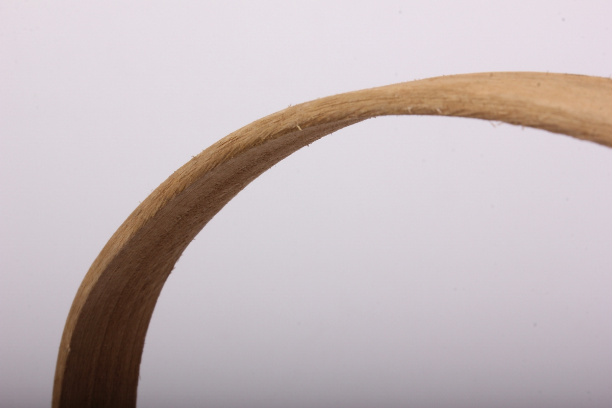 Корзина плетеная (секвойя) d=24 h=17/36cm