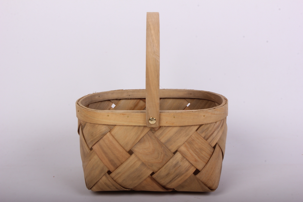 Корзина плетеная (секвойя) 23x15 h=12,5/25.5cm