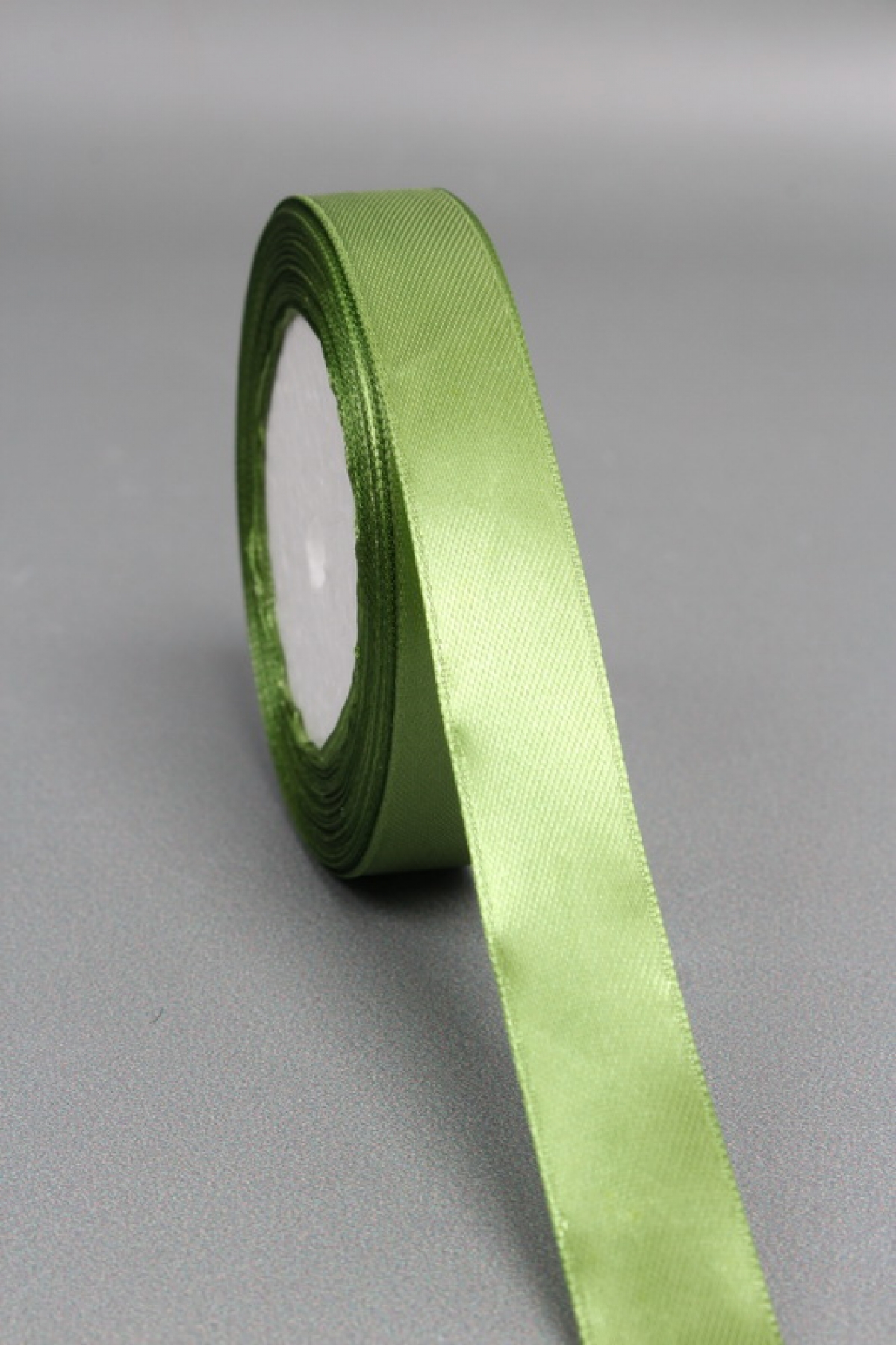 Лента атлас 2см х 25ярд аспарагус  2345Н