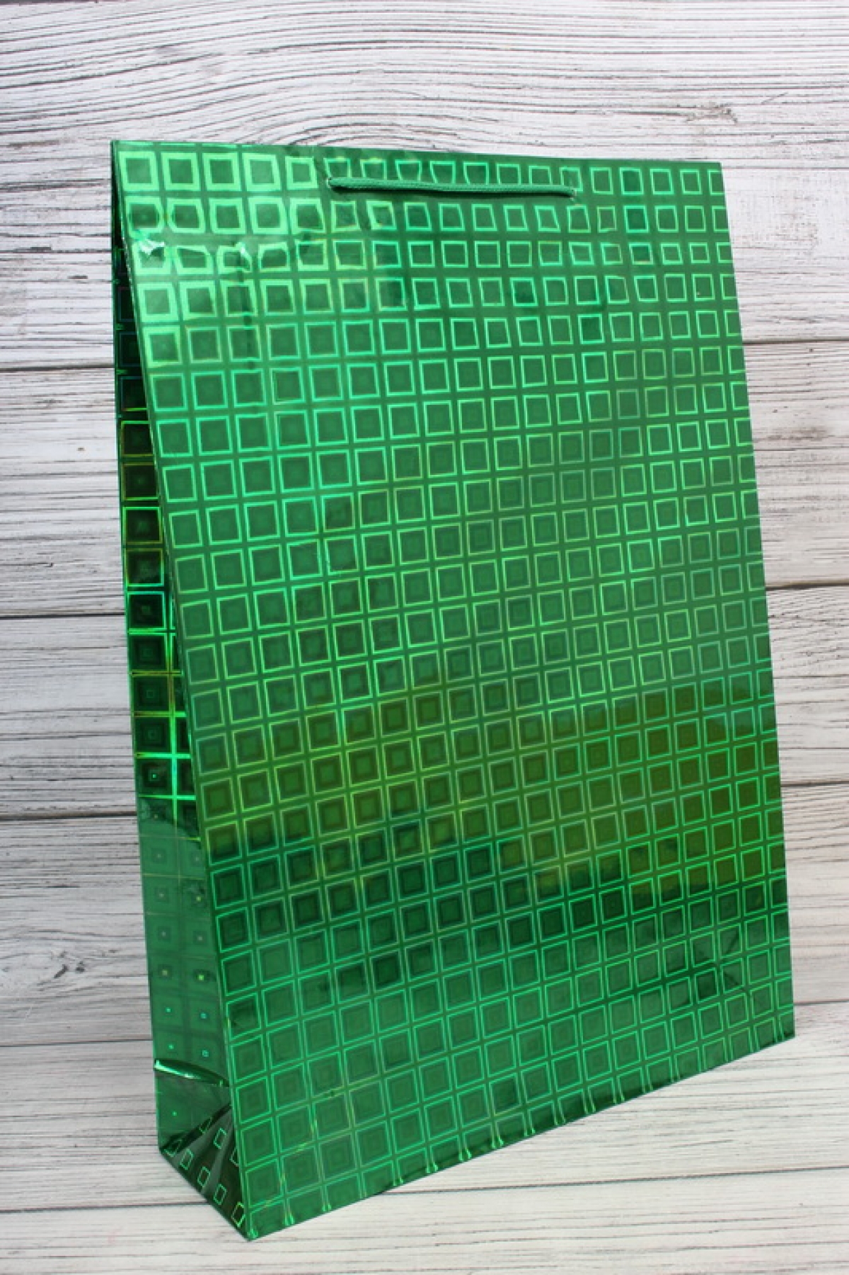 Подарочные пакеты голография 33*45  (20 шт /уп)