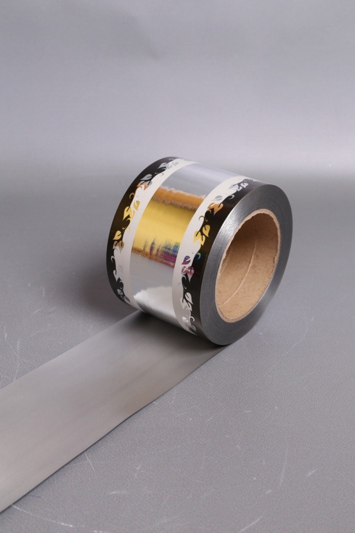 Лента металл с рисунком 8см*50ярд МР802 СЕРЕБРО