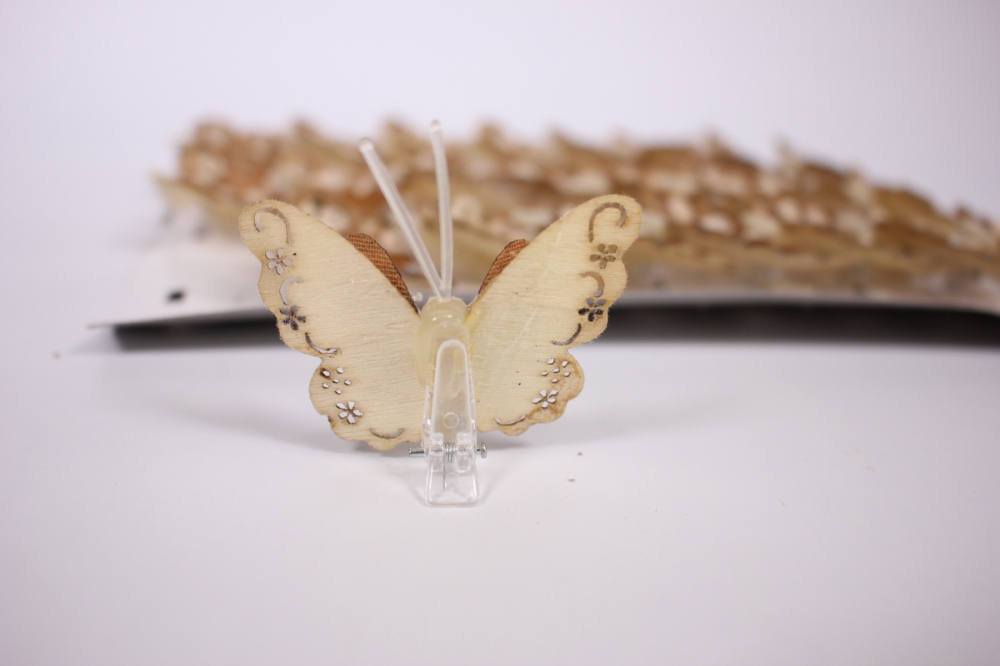 бабочки  декоративные 5см деревянные на прищепке (24 шт в уп)