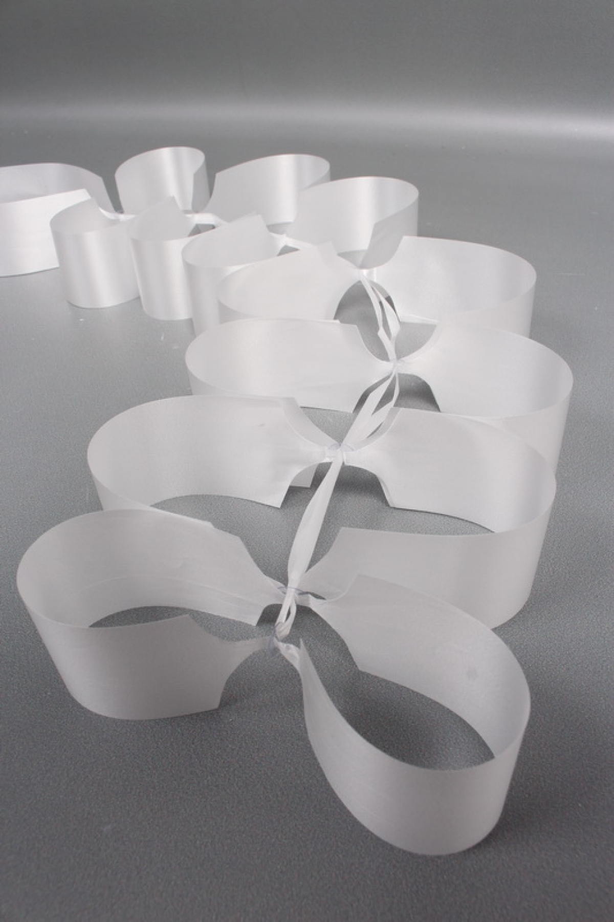 Бант-шар 50 мм, диаметр 19 см, белый 2343М