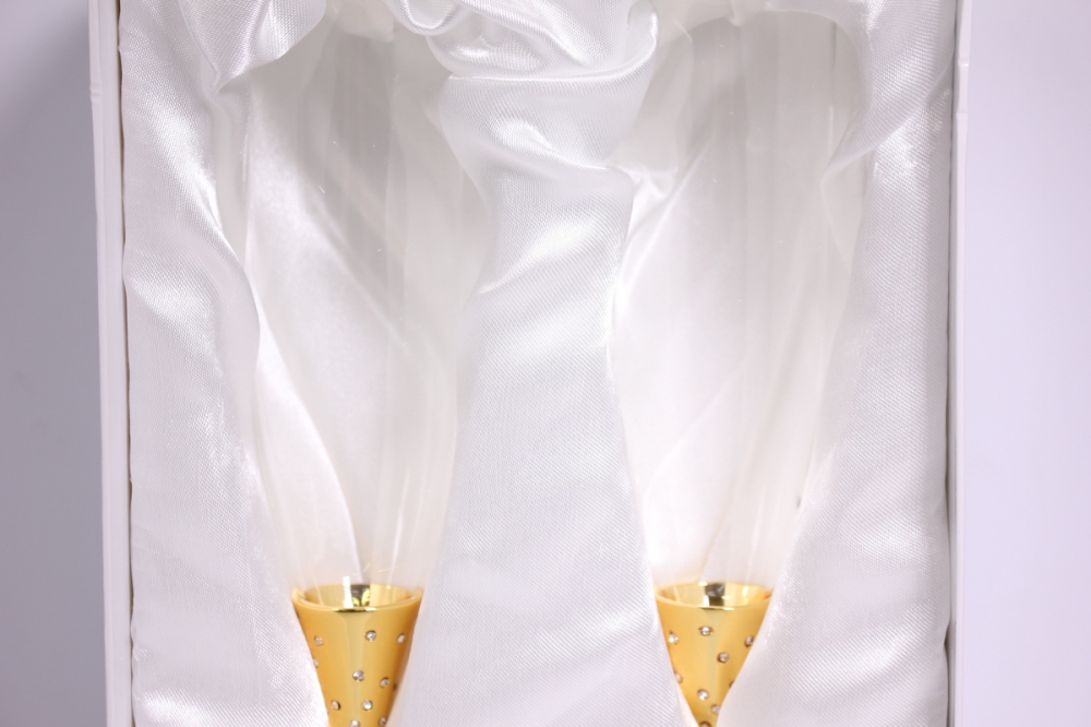 бокалы свадебные "люкс" золото с кристаллами на длин. ножке h=27см (2шт в уп)