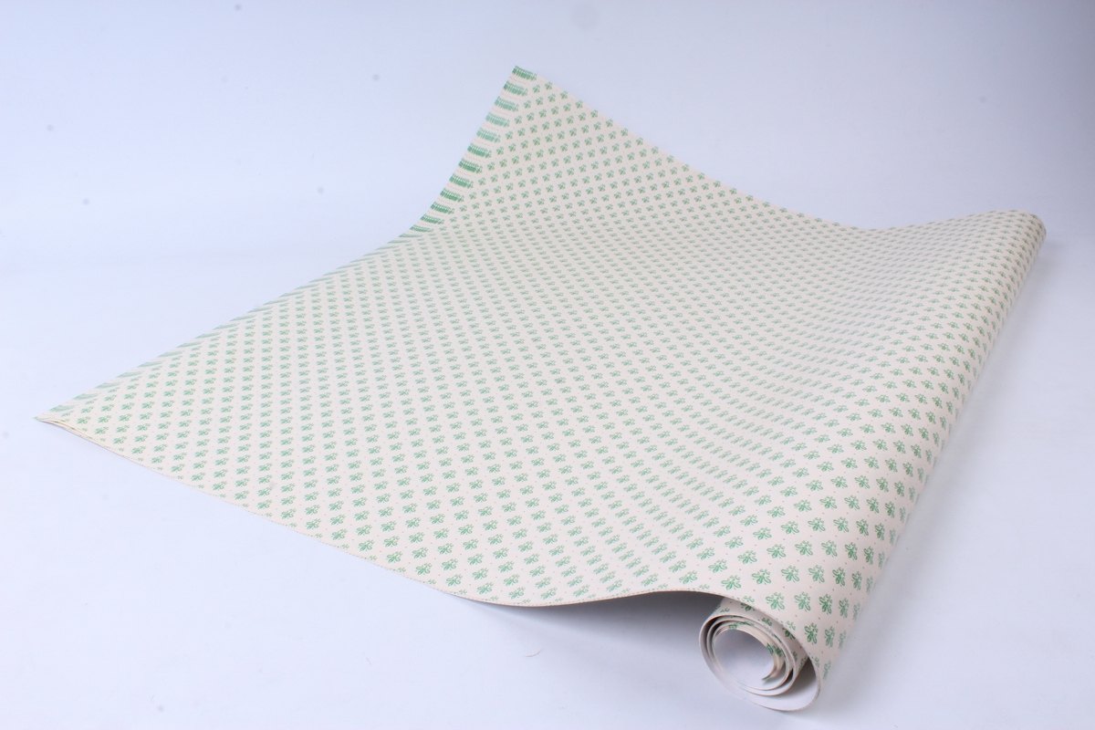 бумага  глянец  лилии зеленые 0,7*1м в лист. (10 лист.)  gl004    м