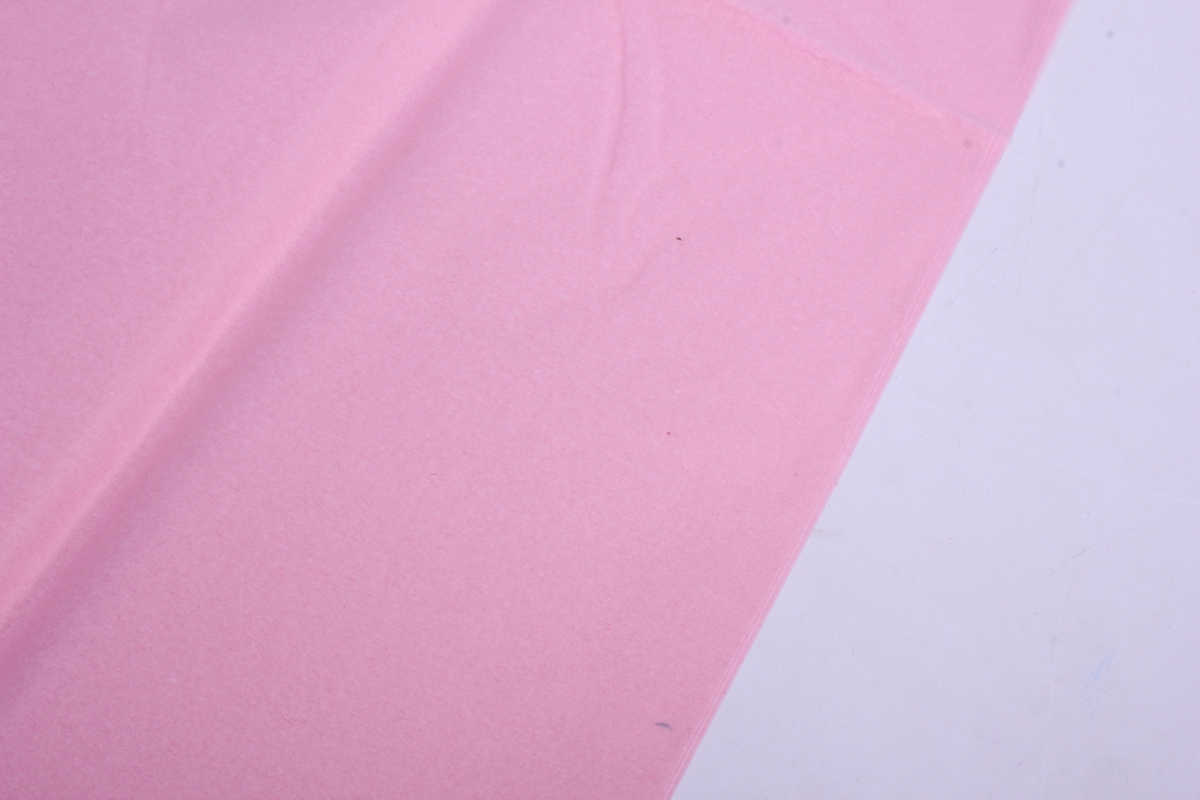 бумага  тишью (ч) светло-розовая  50*66см (10 листов в уп)