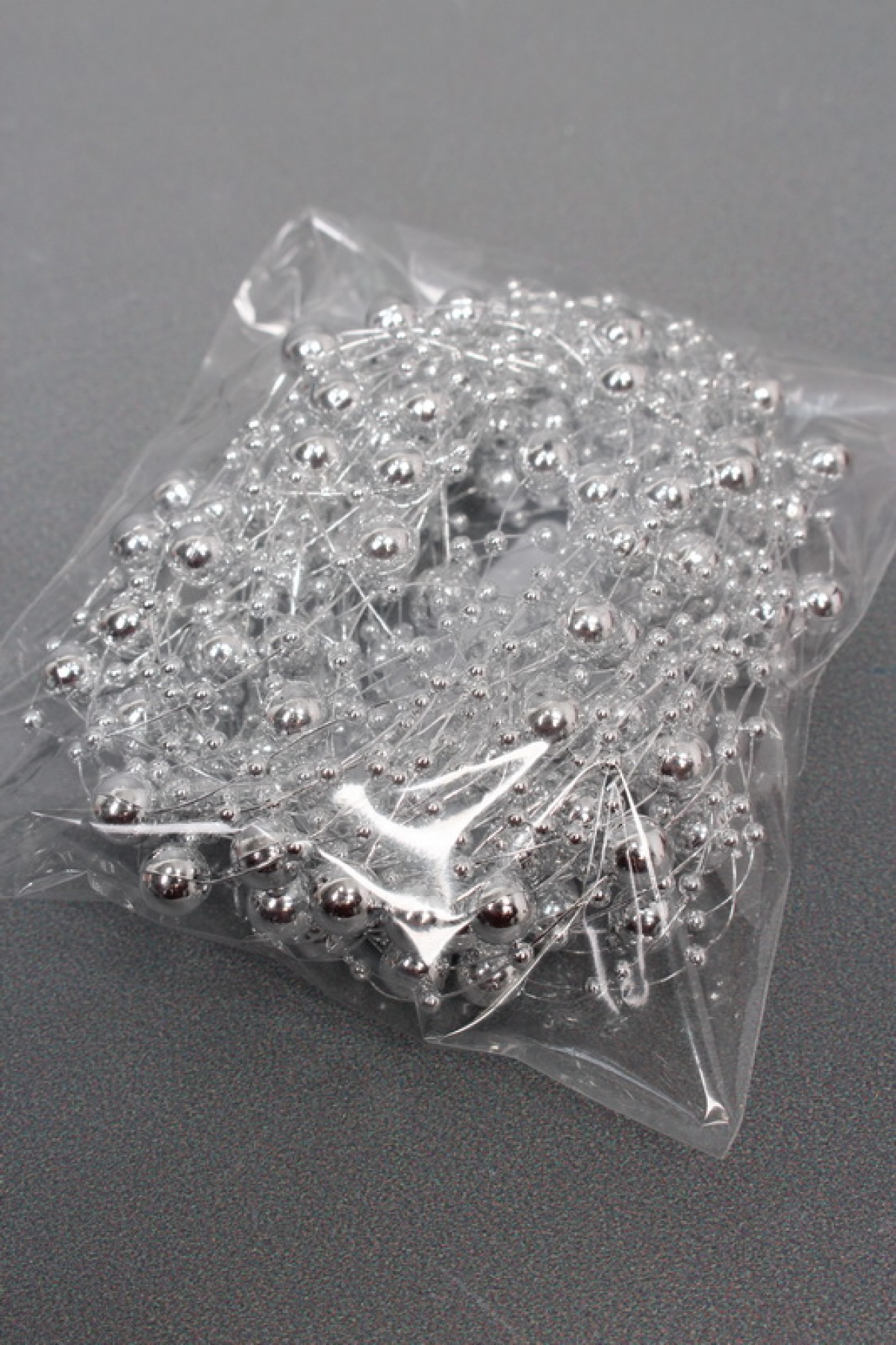 Бусы на нити в пакете  3+8 мм * 10 м, серебро  4248М