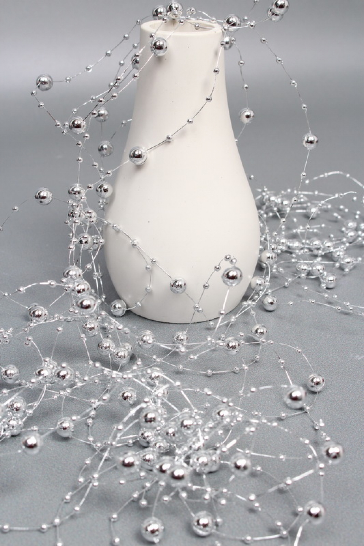 Бусы на нити в пакете  3+8 мм * 10 м, серебро  4248М