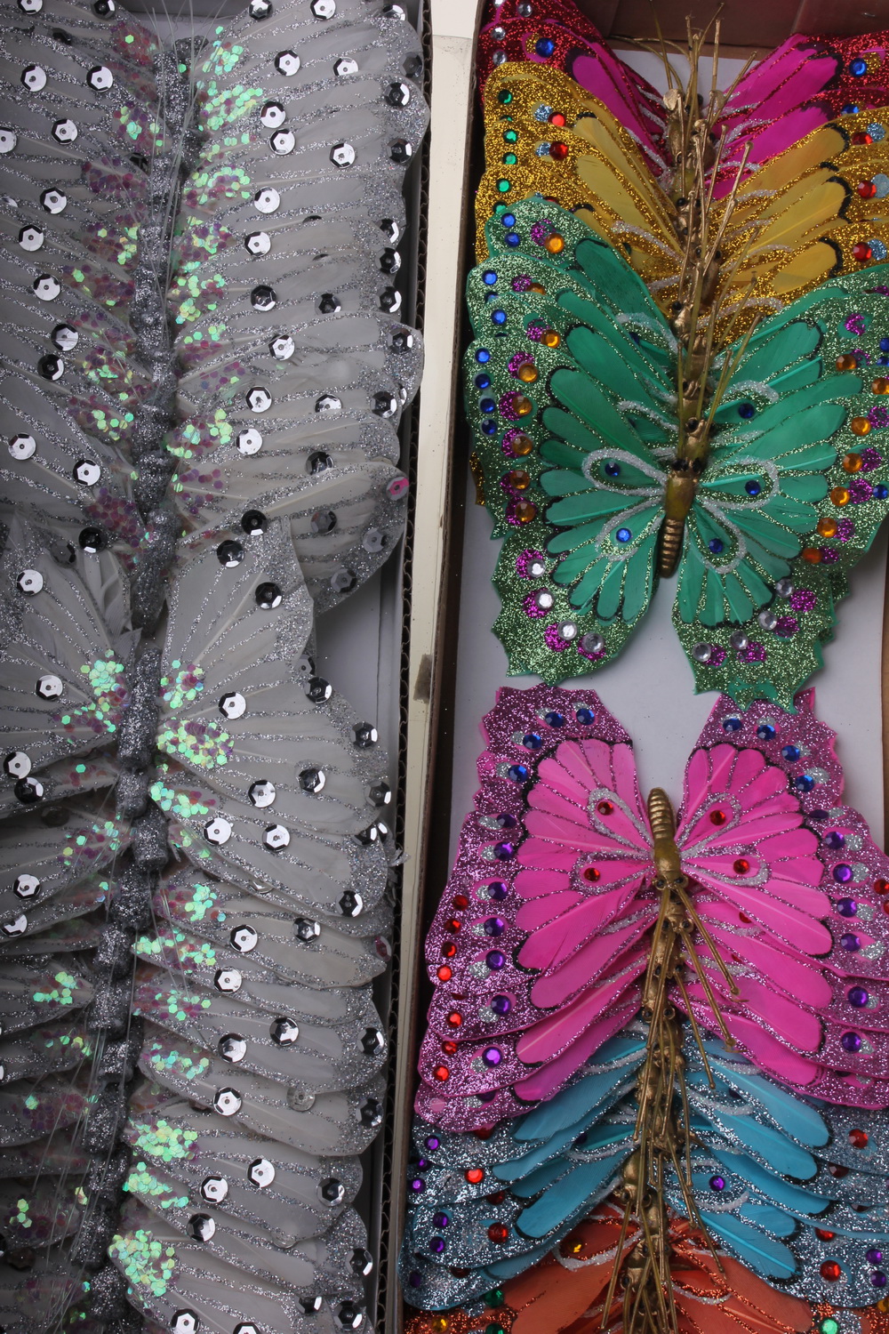 бабочки, шмели, пчёлы декоративная искусственная флористическая - бабочка на стикере 12 см  (24 шт.) 1298