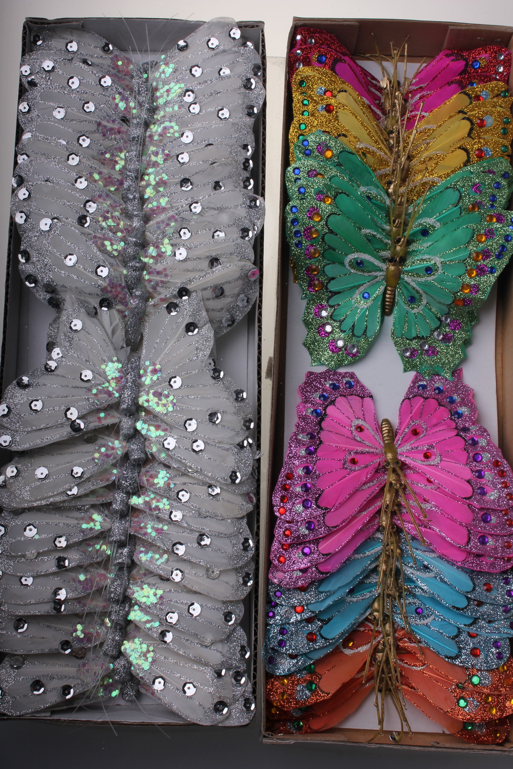 бабочки, шмели, пчёлы декоративная искусственная флористическая - бабочка на стикере 12 см  (24 шт.) 1298