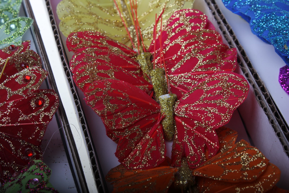 бабочки, шмели, пчёлы декоративная искусственная флористическая - бабочка на стикере  5 см   (24 шт.) 1104