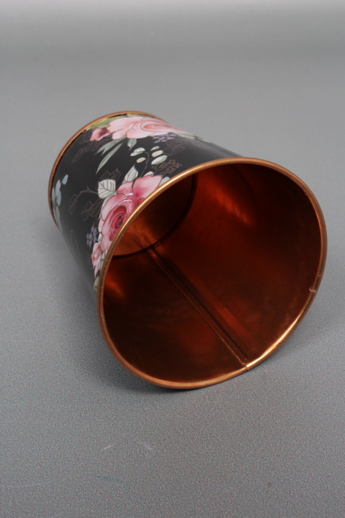 Декоративное кашпо "Магическая красота" D10XH10 см B:D7.5 см,  металл  7905М