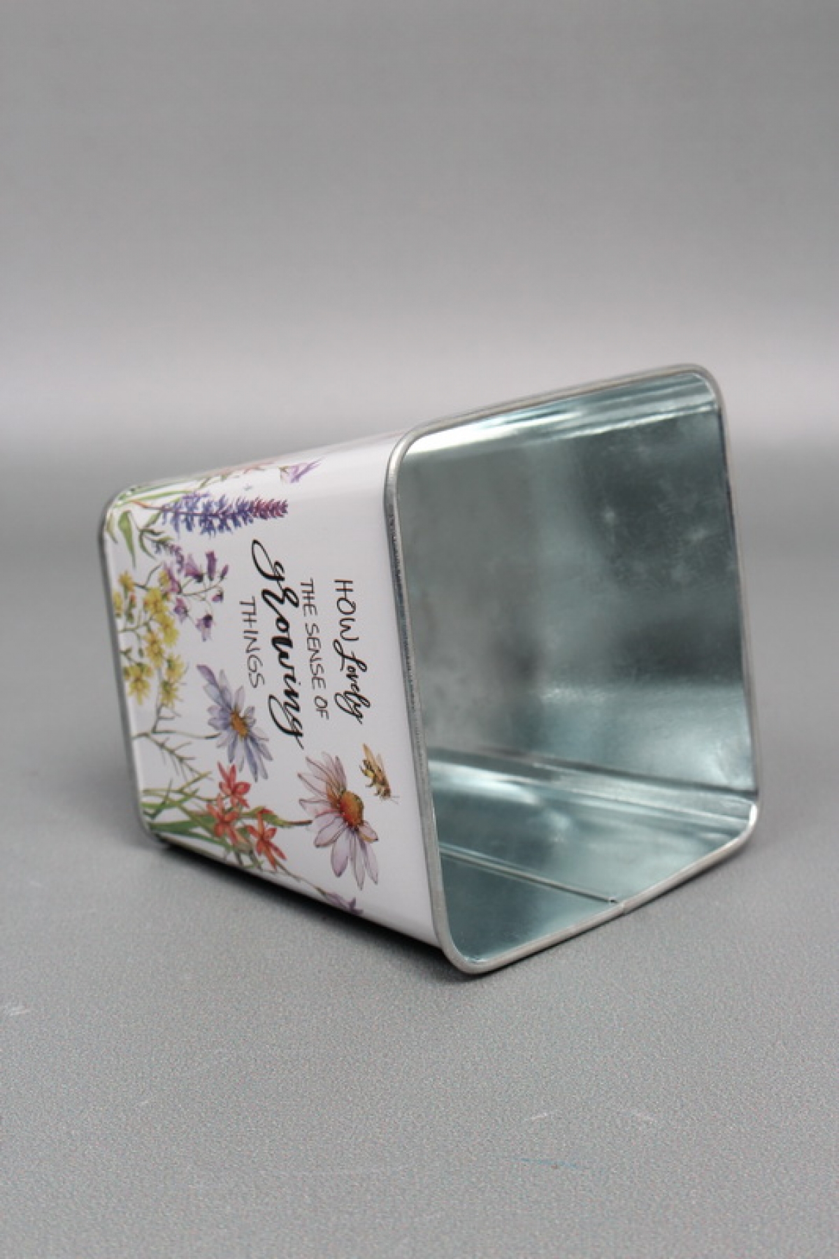 Декоративное кашпо "Танец лепестков" 9.5X9.5XH9CM. металл  0608М