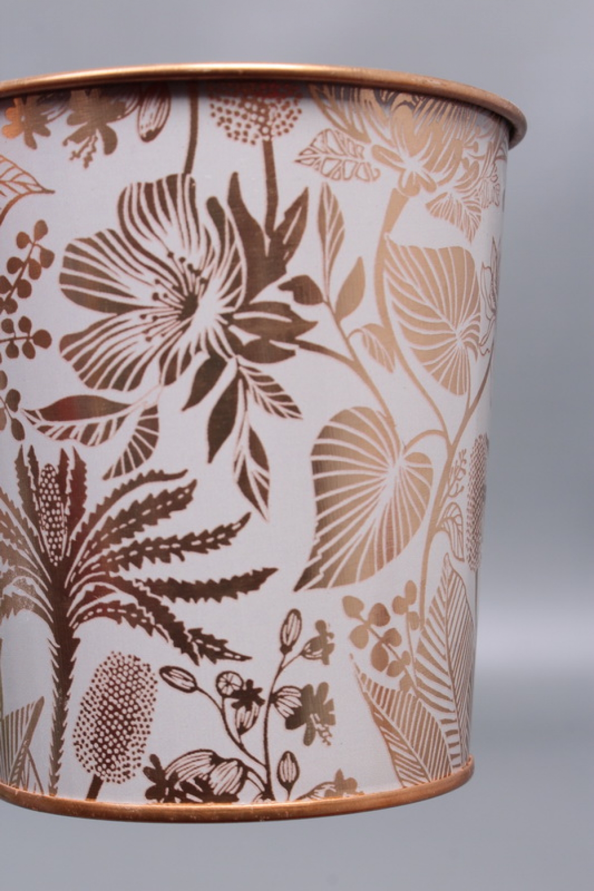 Декоративное кашпо "Золотые листья " D9.8XH10CM B:D7.6CM, металл  8056М