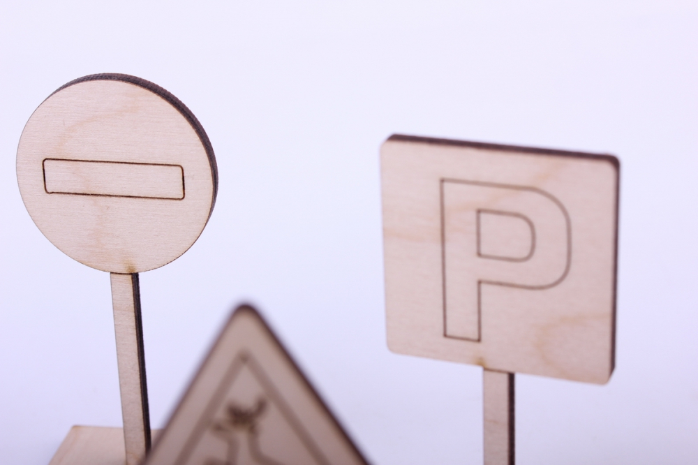 деревянная заготовка - минидорожные знаки на подставках, фанера 4мм	 302061