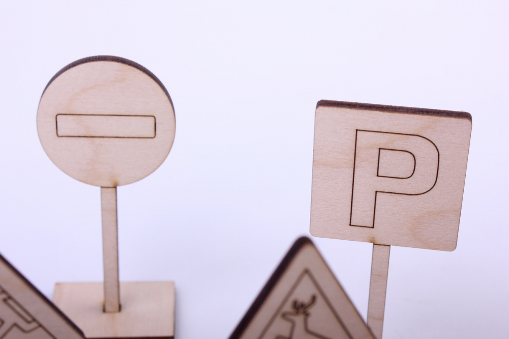 деревянная заготовка - минидорожные знаки на подставках, фанера 4мм	 302061