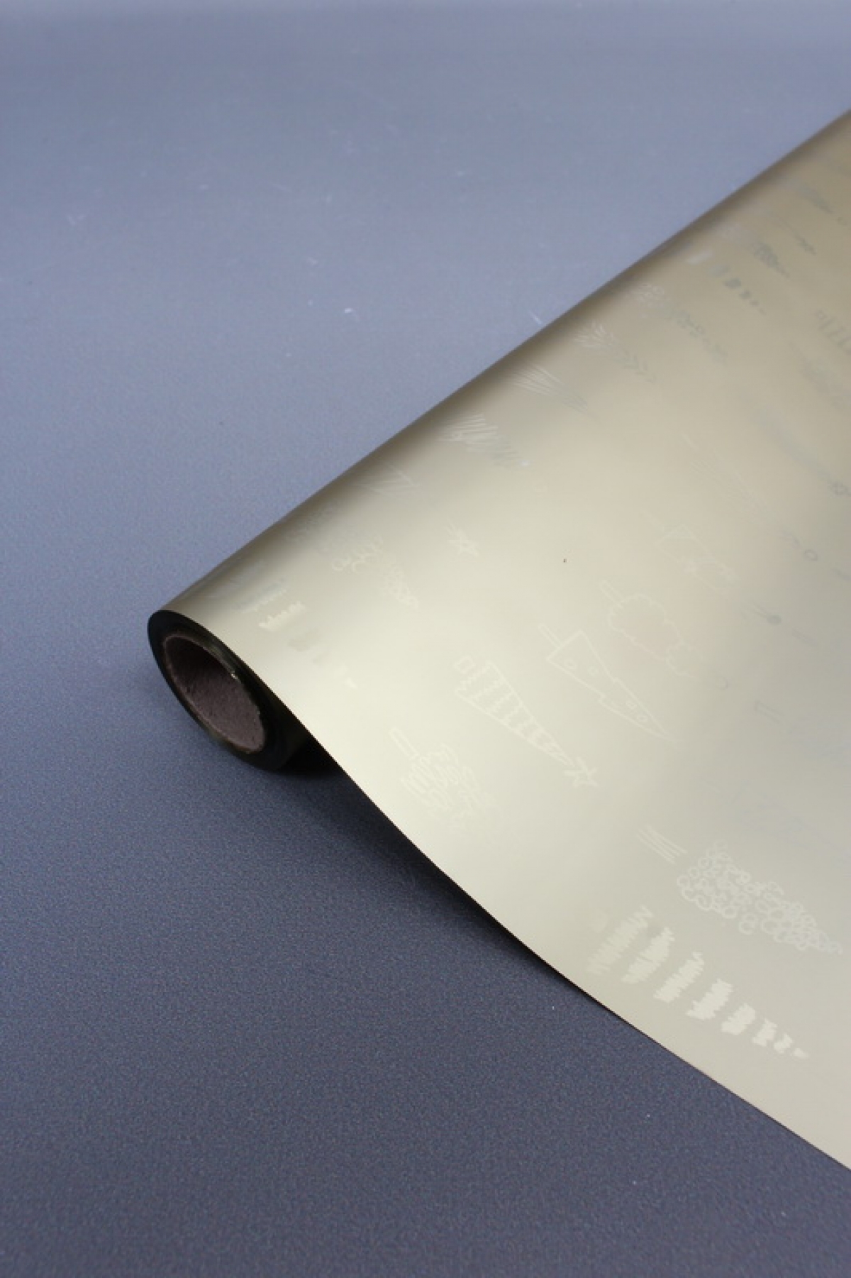 Флористическая пленка, металлическая Новогодняя, 40 мкр, 58 см х 10 м, золото 3951М