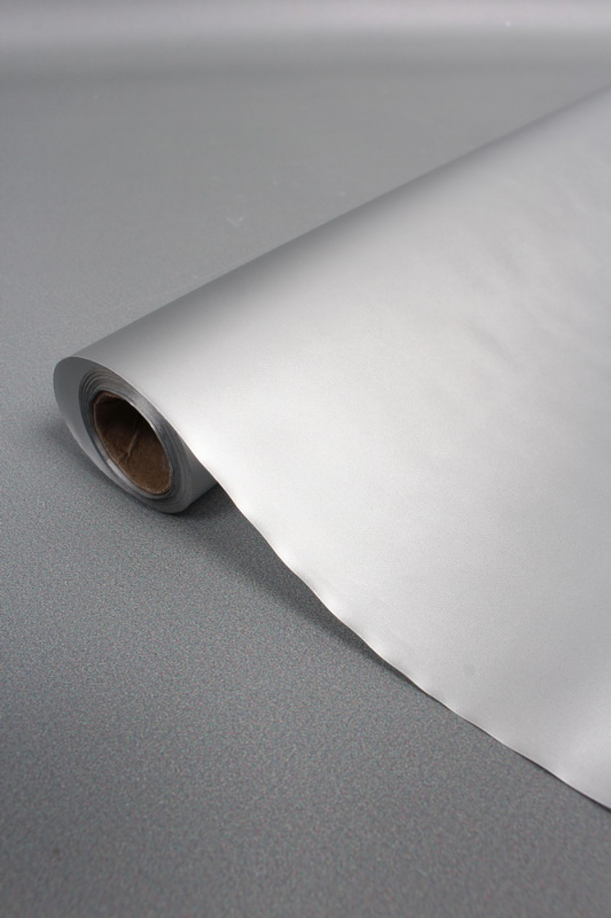 Флористическая пленка с перламутровым эффектом, 50 мкр, 57 см х 10 м, серебристый 7188М