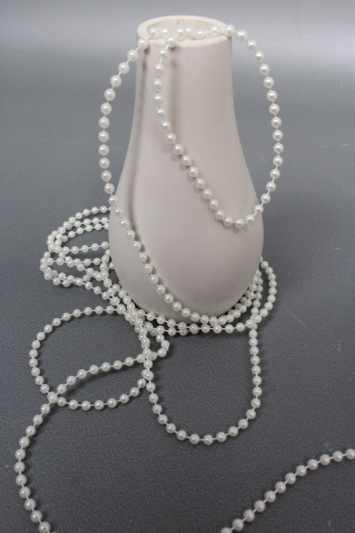 Жемчужная нить на катушке, 4 мм * 50 м., белый  4255М