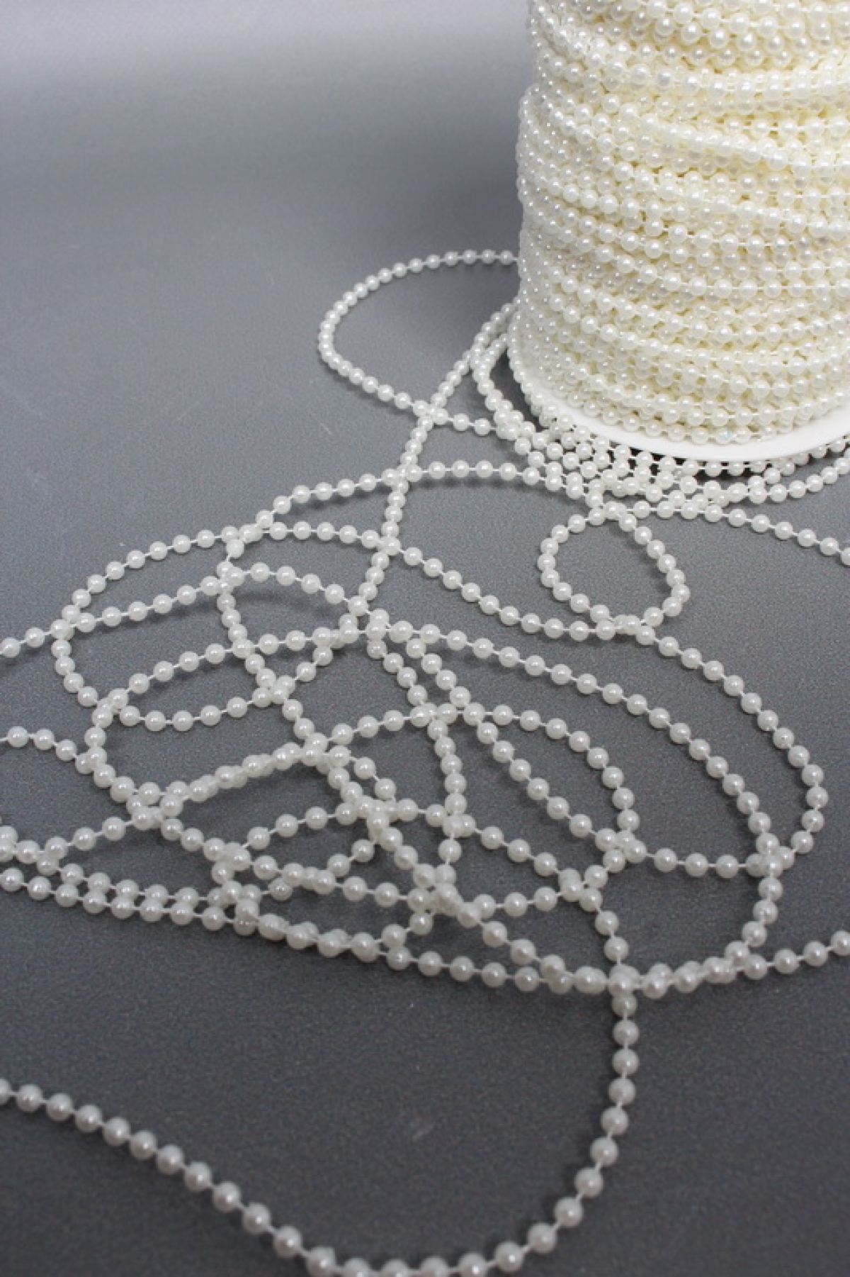 Жемчужная нить на катушке, 4 мм * 50 м., белый  4255М