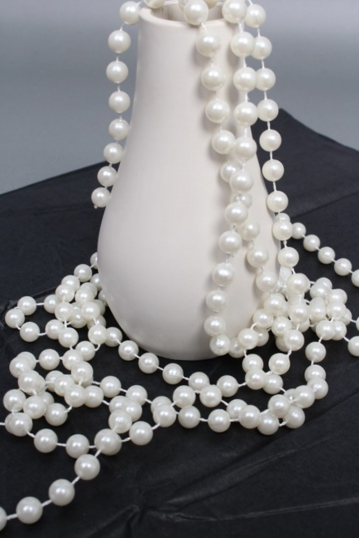 Жемчужная нить на катушке, 8 мм * 15 м., белый  4262М