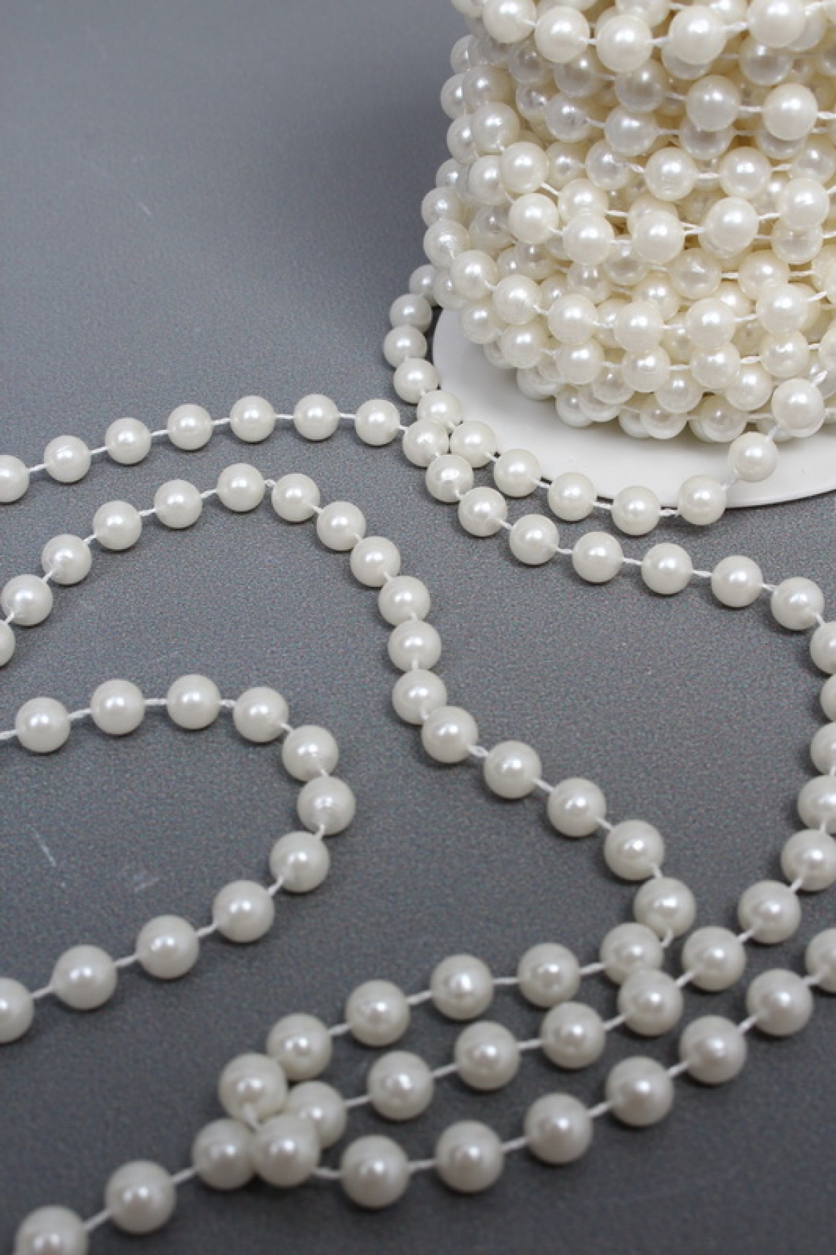 Жемчужная нить на катушке, 8 мм * 15 м., белый  4262М