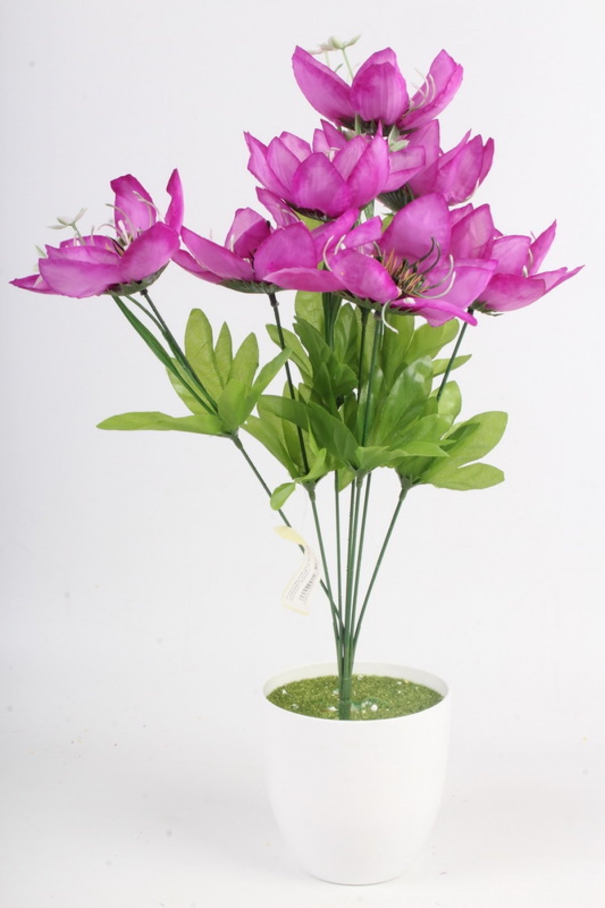 Букет лотосов купить. Искусственные цветы Лотос. Тюльпан "Лотос" искуственные цветы. Комнатный фиолетовый Лотос. Лотос букет искусственный.