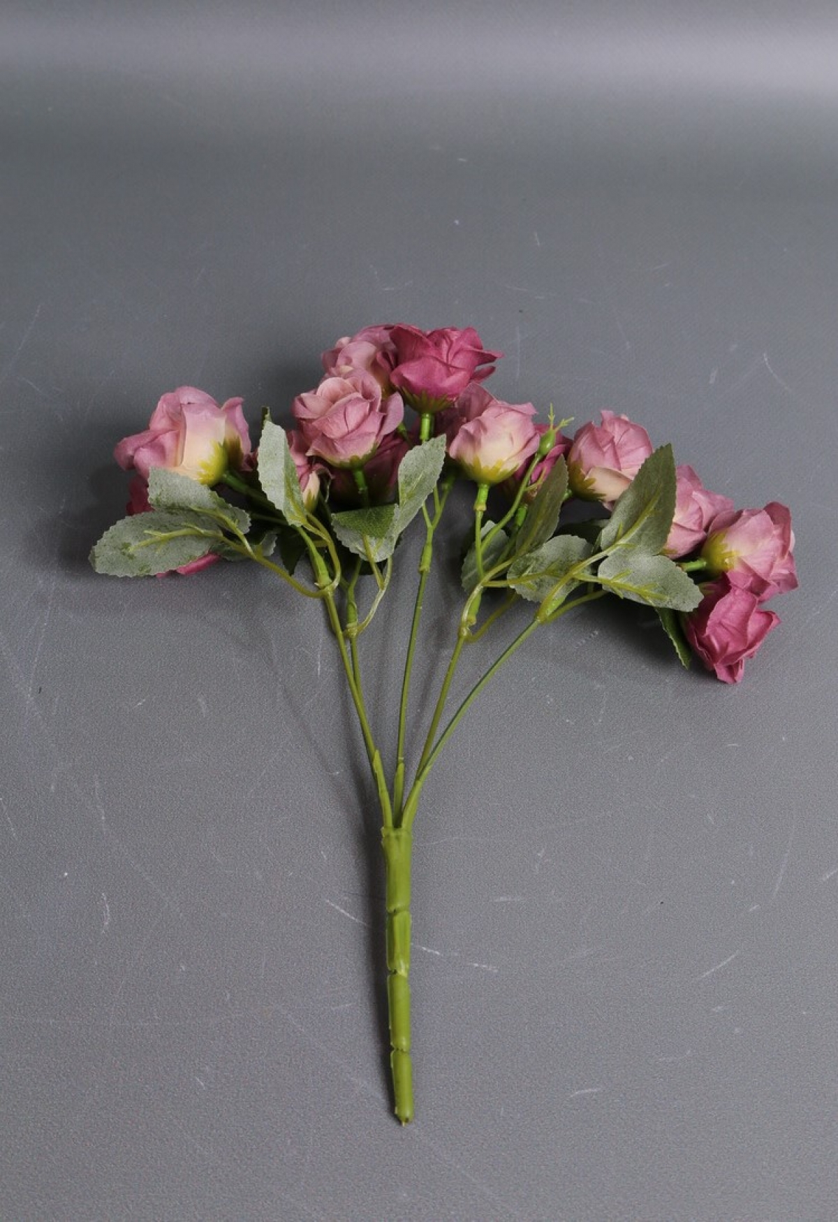 Искусственное растение - Розочки миниатюрные с бутонами 30 см пепельная