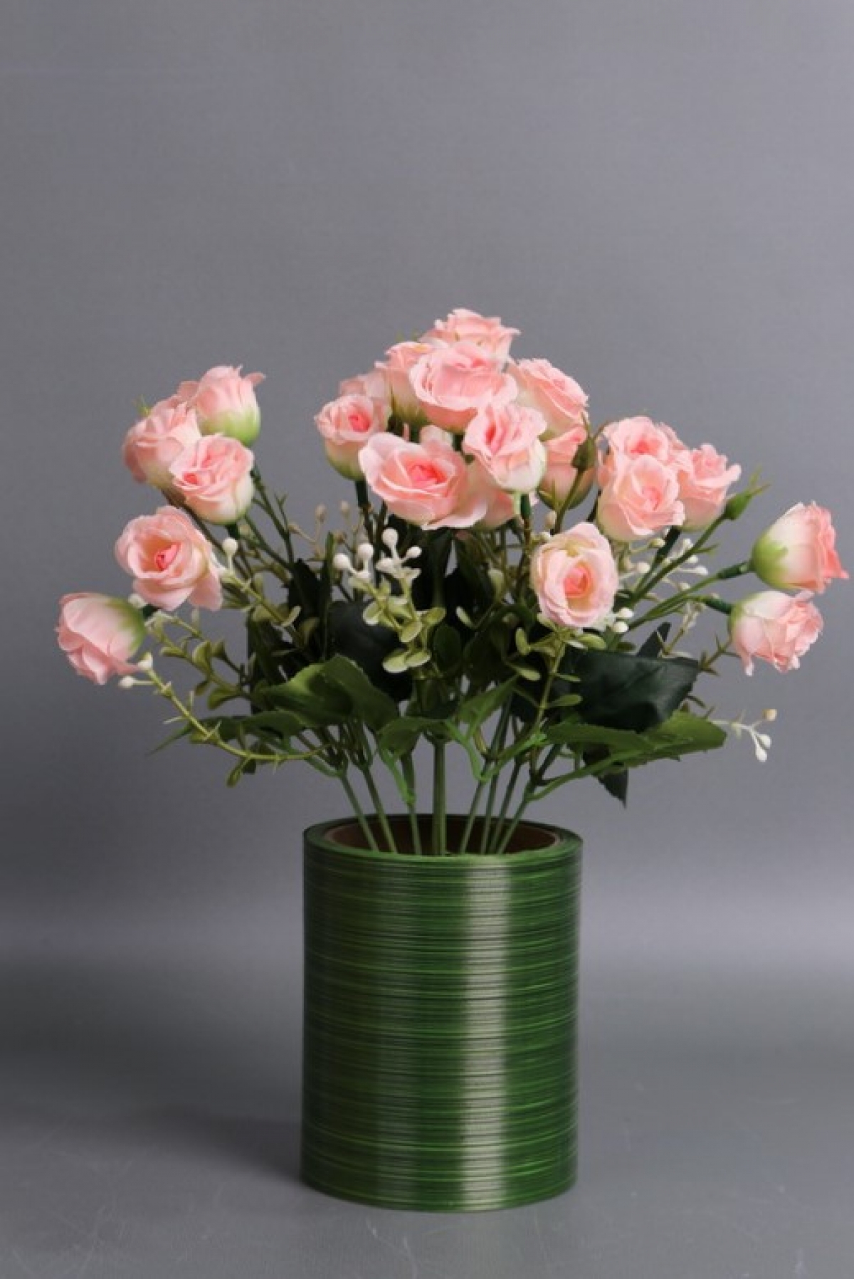 Искусственное растение - Розочки с белым декором 33 см розовые