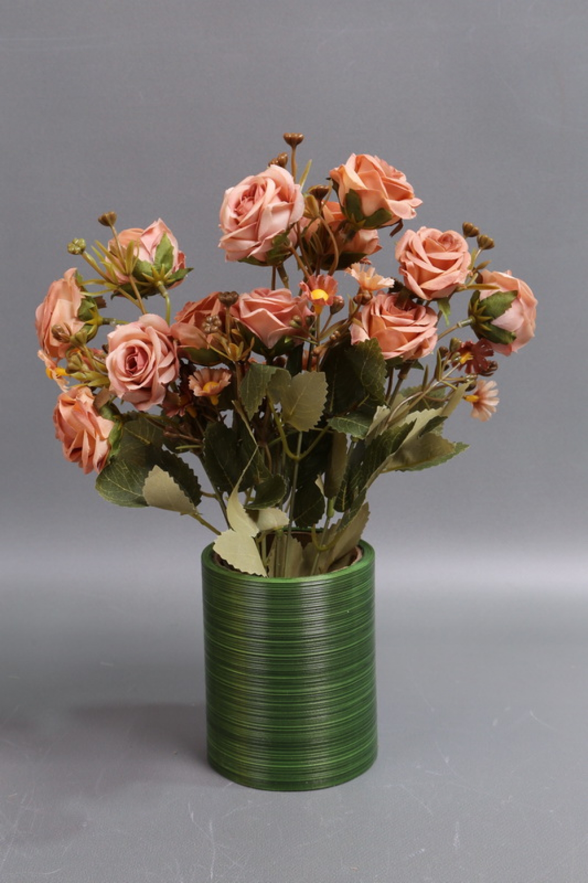 Искусственное растение - Розы дизайн пепельная 40 см