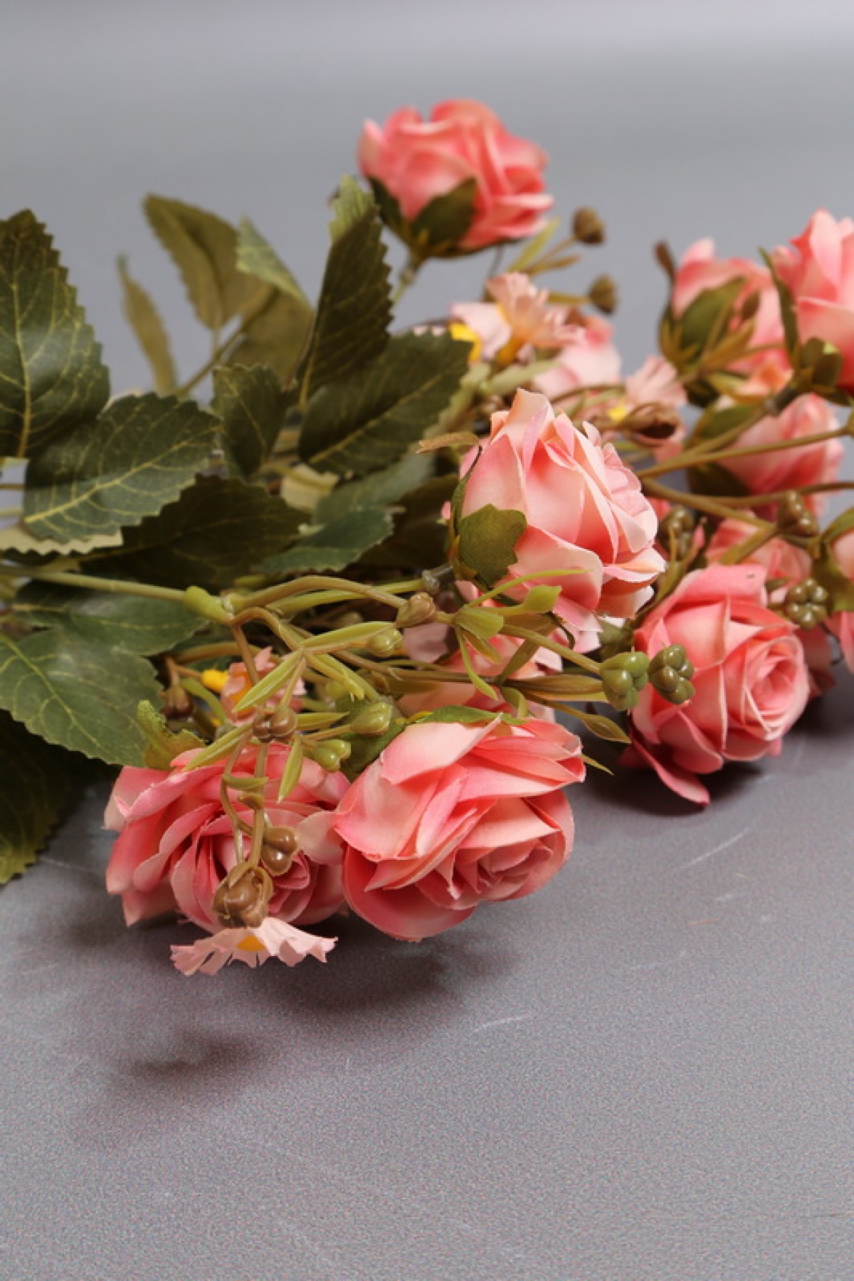 Искусственное растение - Розы дизайн розовая 40 см