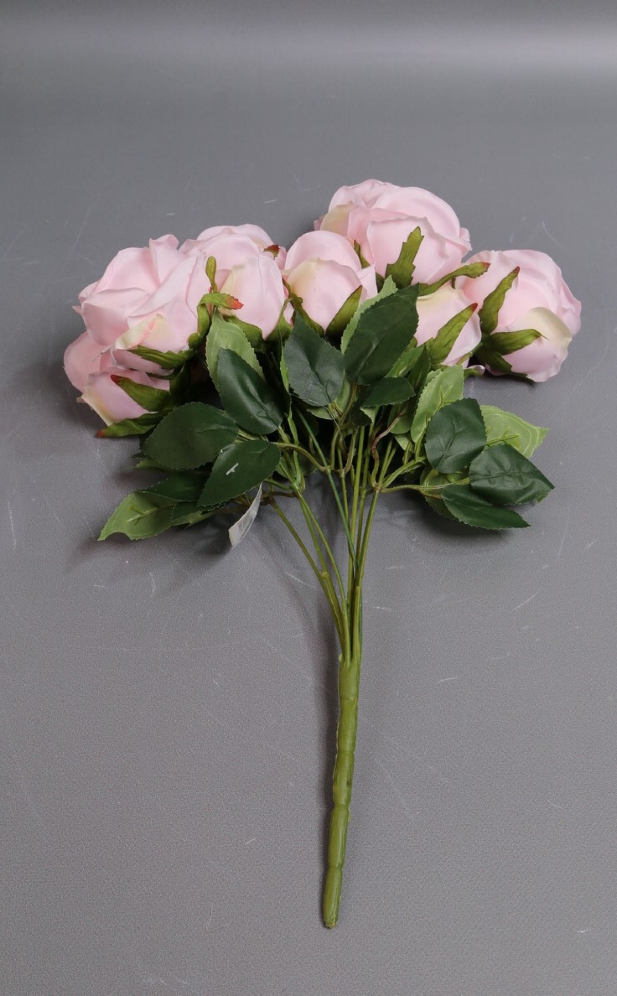 Искусственное растение - Розы Нежность 9 голов зефир 42 см