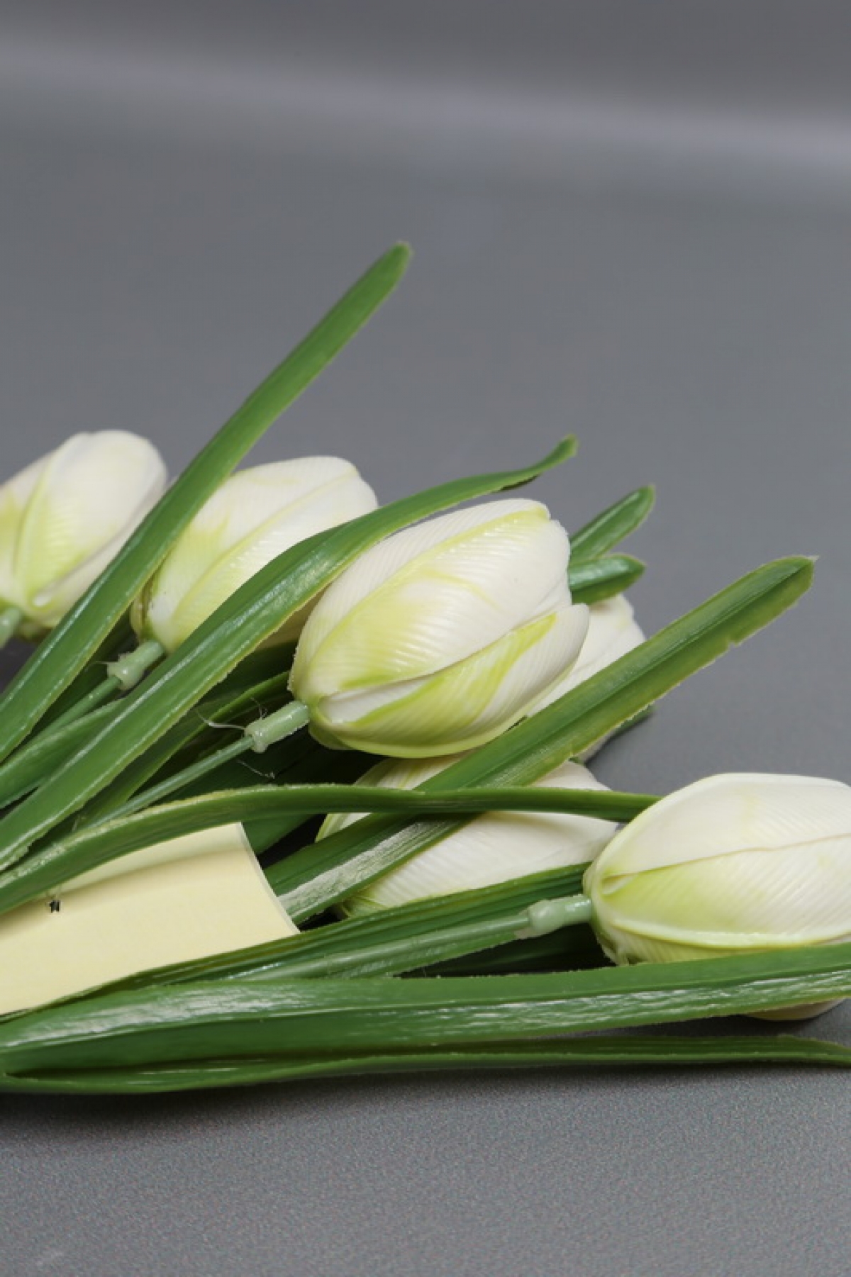 Искусственное растение - Тюльпаны силиконовые 32 см белые