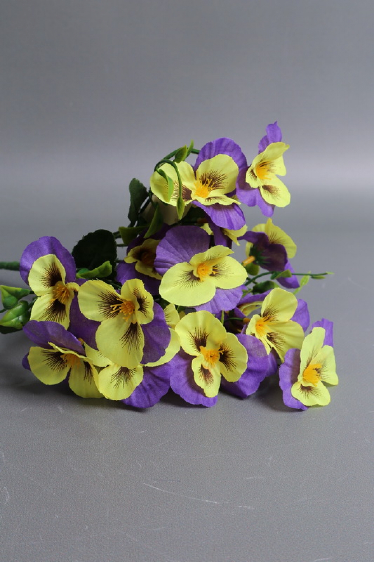 Искусственное растение - Виола жёлто-фиолетовая