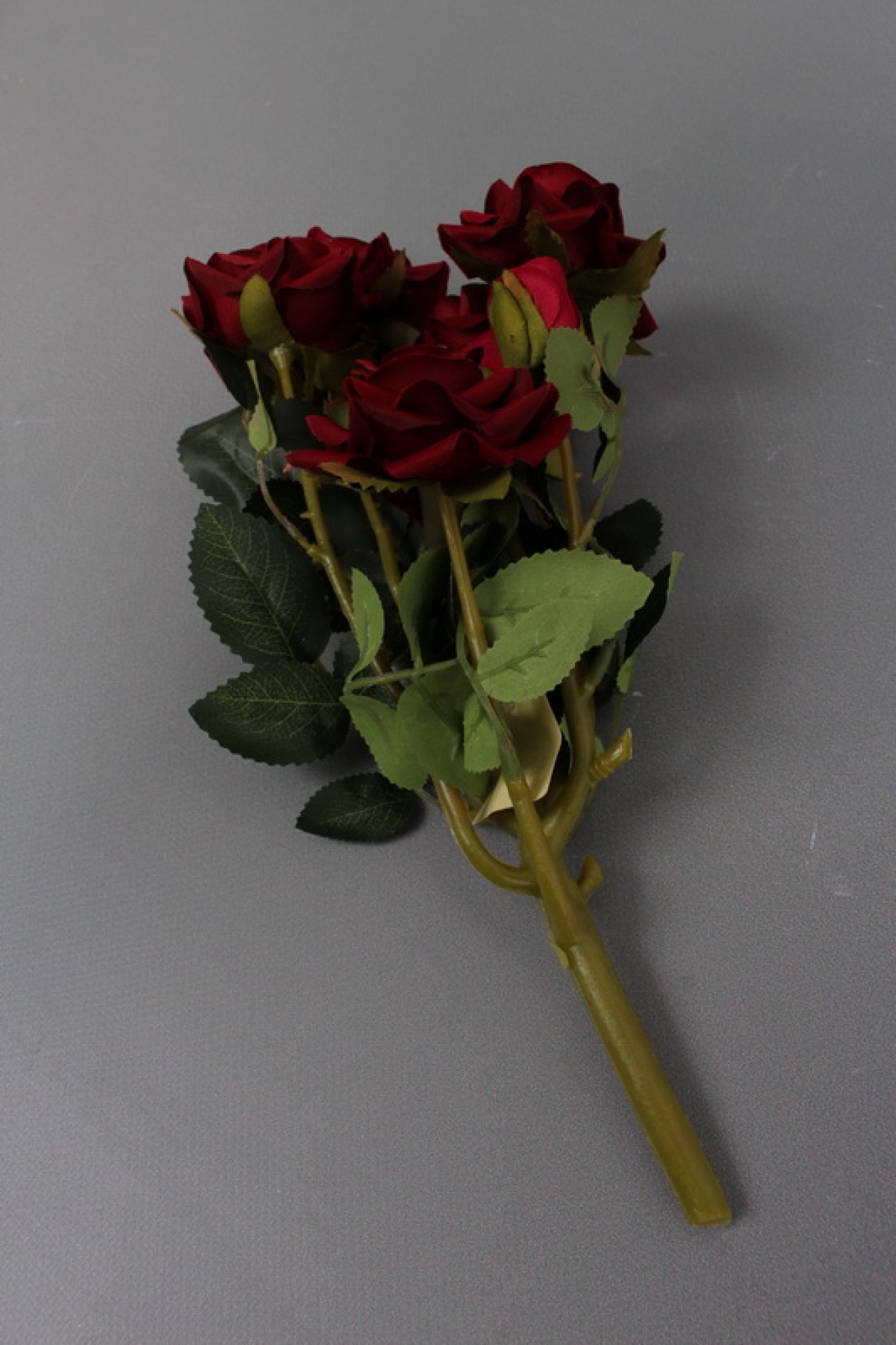 Искусственное растение -  Розы кустовые 30см бордо