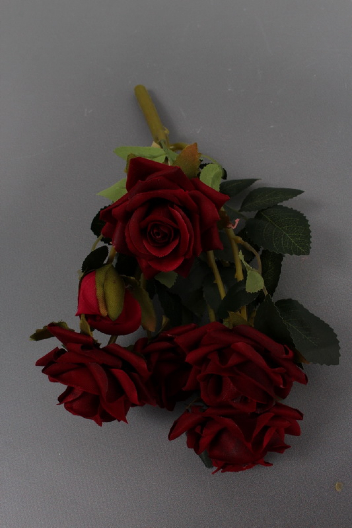 Искусственное растение -  Розы кустовые 30см бордо