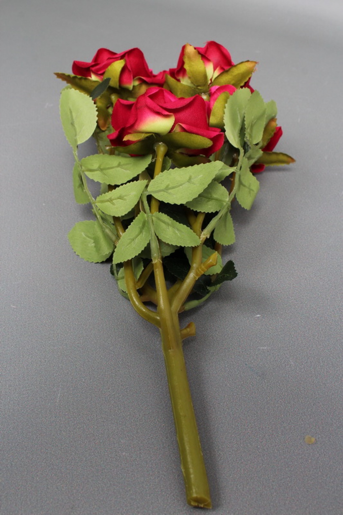 Искусственное растение -  Розы кустовые 30см фуксия