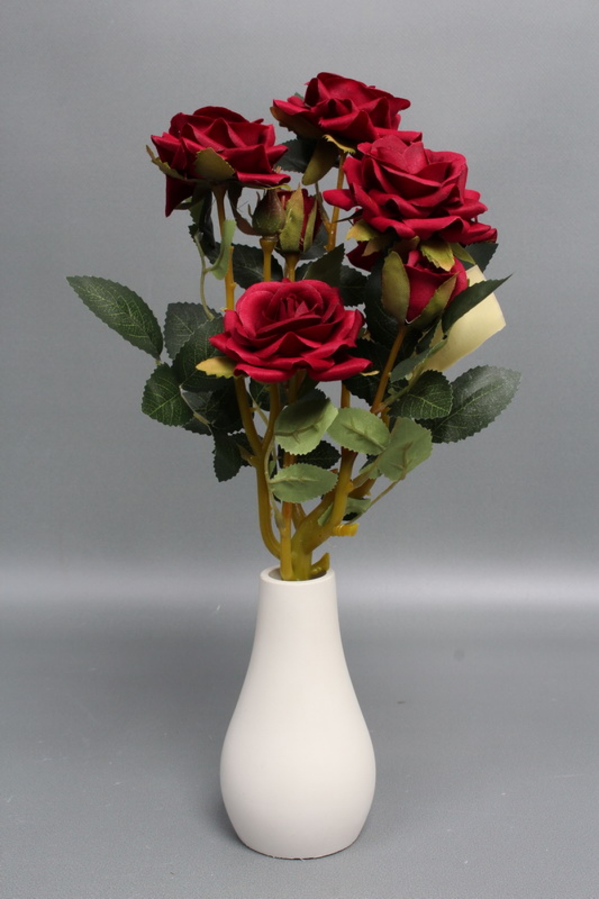 Искусственное растение -  Розы кустовые 30см винный