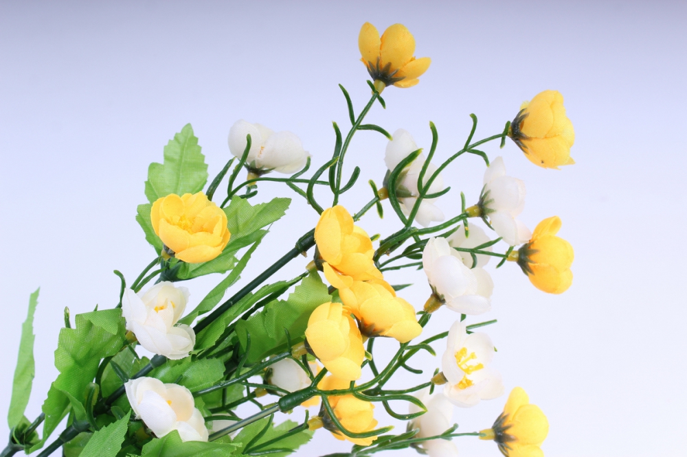 искусственные растения - лютики букет 33см бело-желтый