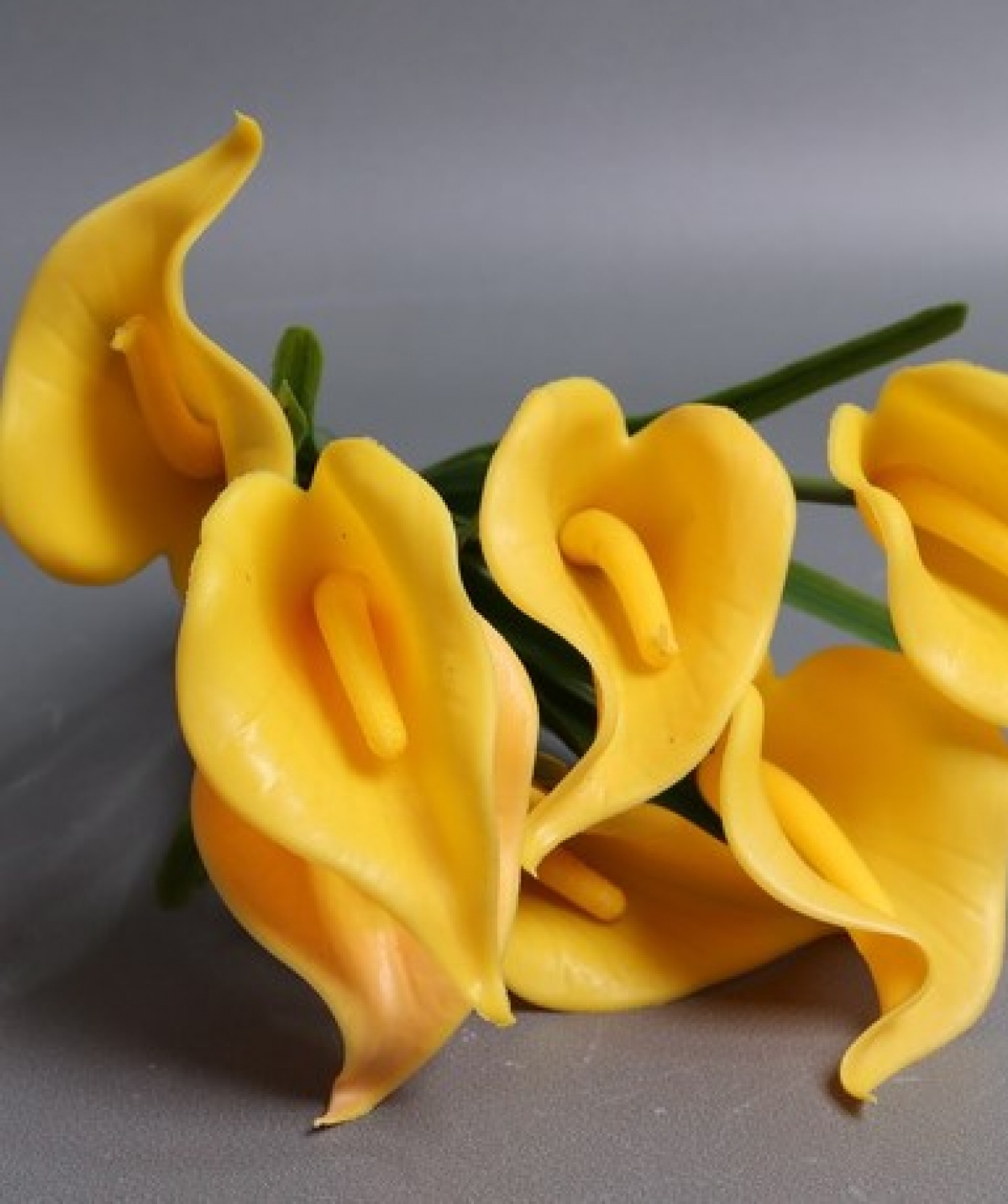 Каллы силиконовые букет желтые 30см