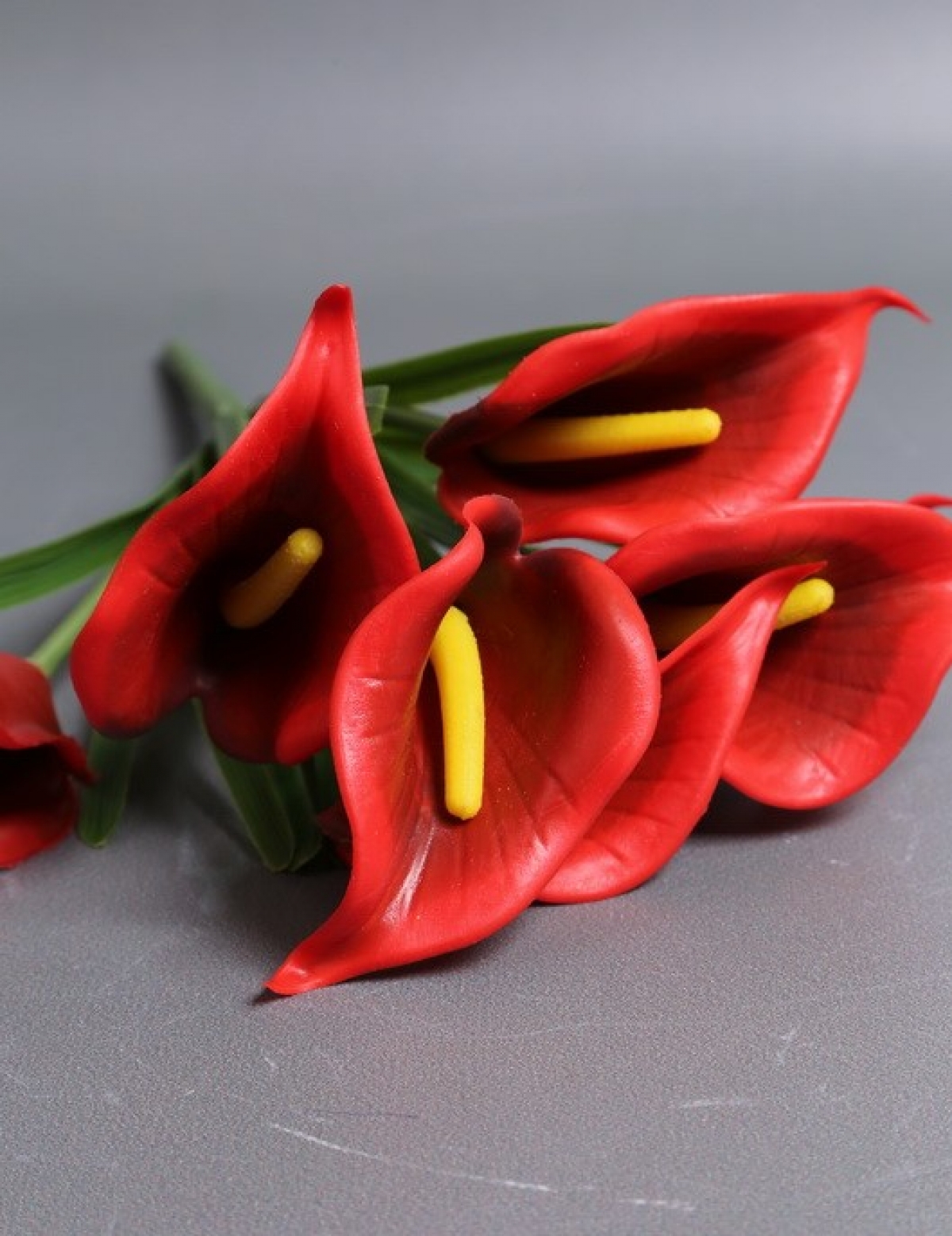 Каллы силиконовые букет красные 30см