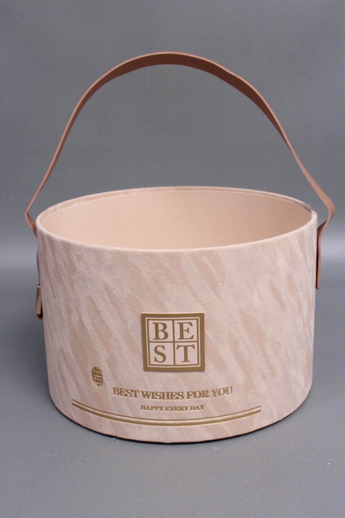 Коробка подарочная 22*22*14, св.розовый 8048М