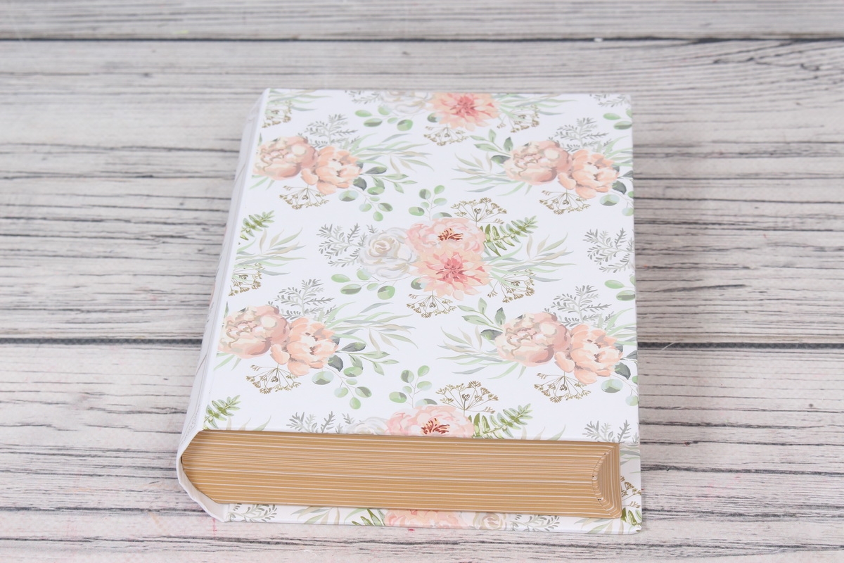 Коробка подарочная одиночная 1шт - Книга цветы пастель белая 17*14*4,5см В667