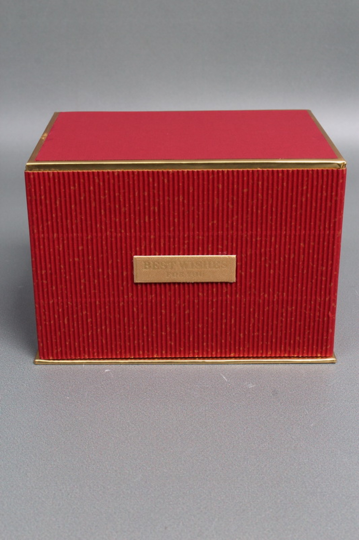 Коробка подарочная одиночная 1шт -  "Изящество" 15*11*10,5  красная  6693М