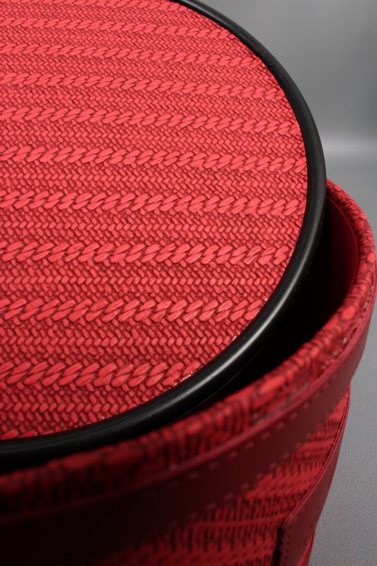 Коробка подарочная с крышкой 22*22*14, красный 8024М